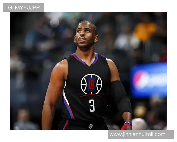 快船主场致敬保罗最后赛季视频播放引发球迷热议 快船主场致敬保罗最后赛季视频播放引发球迷热议